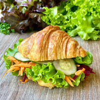 Croissant con verduras 