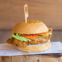 Sándwich milanesa de pollo